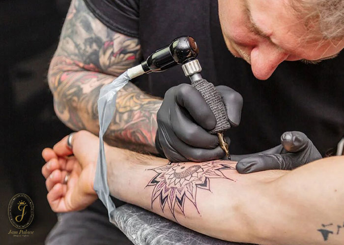 مراحل کشیدن تاتو چطور است؟