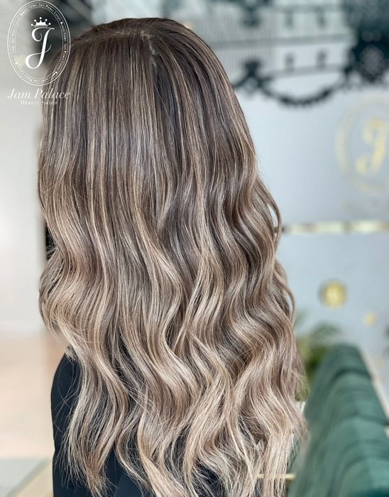 سالن زیبایی و آرایشگاه زنانه در نیاوران 4 رنگ و مش آرایشگاه زنانه نیاوران