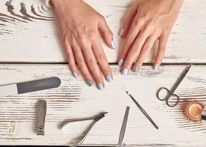لوازم مورد نیاز کاشت ناخن