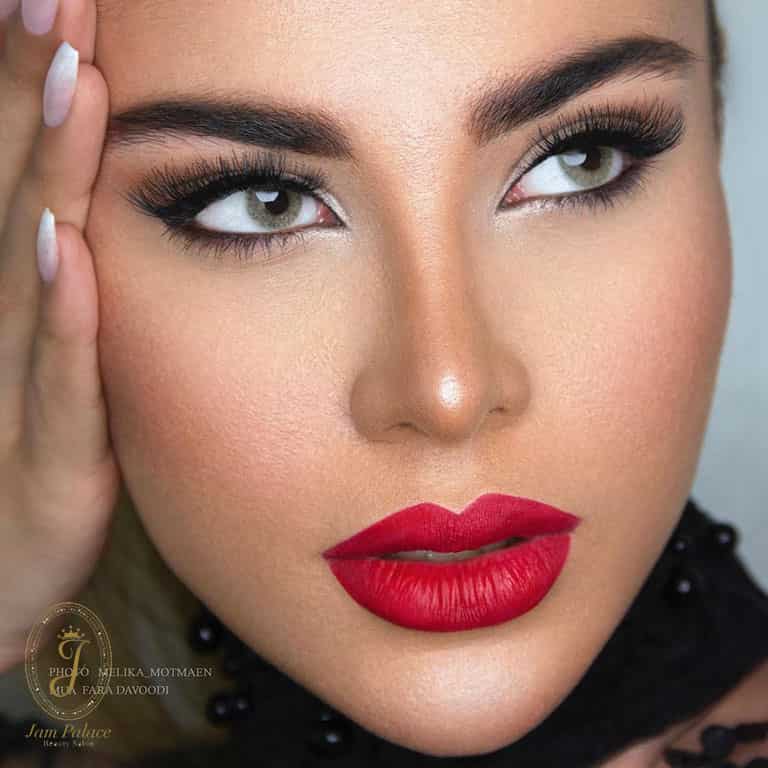 انواع آرایش های زنانه 4 سبک کلاسیک