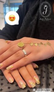 کاشت ناخن عروس در نیاوران
