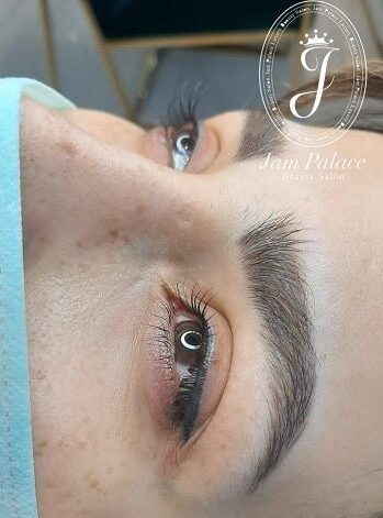 انجام حرفه ای میکروبلیدینگ در نیاوران 5 سالن زیبایی میکروبلیدینگ در نیاوران