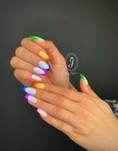 طراحی ناخن تابستانی نیاوران طراحی ناخن تابستانی نیاوران